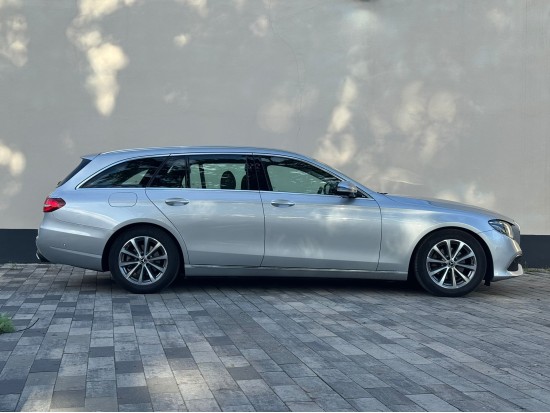 Mercedes E200