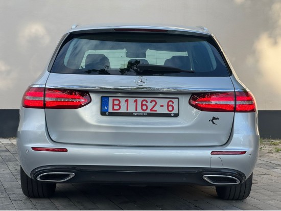 Mercedes E200