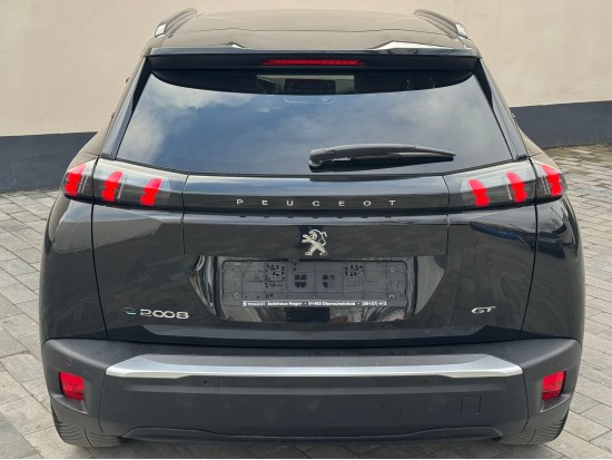 Peugeot e-2008 GT