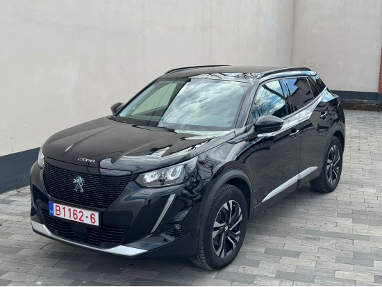 Peugeot e-2008