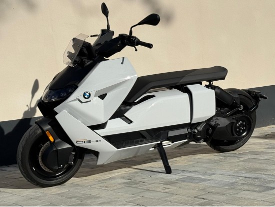 BMW Ce04 