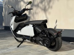 BMW Ce04 