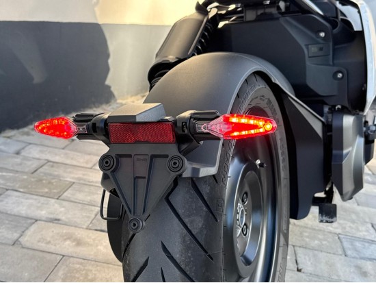 BMW Ce04 