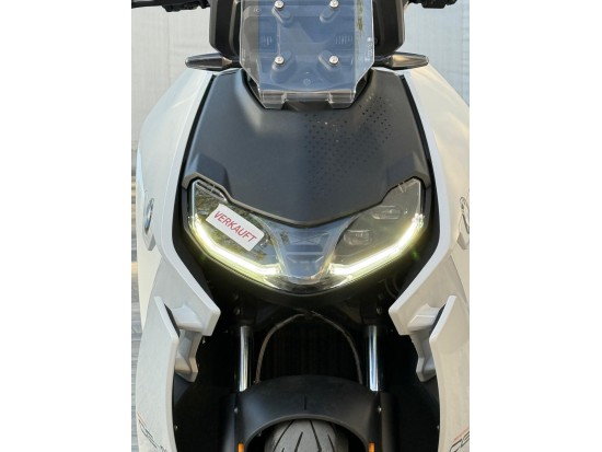 BMW Ce04 