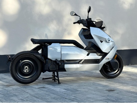 BMW Ce04 
