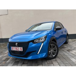 Peugeot e-208 Road Trip