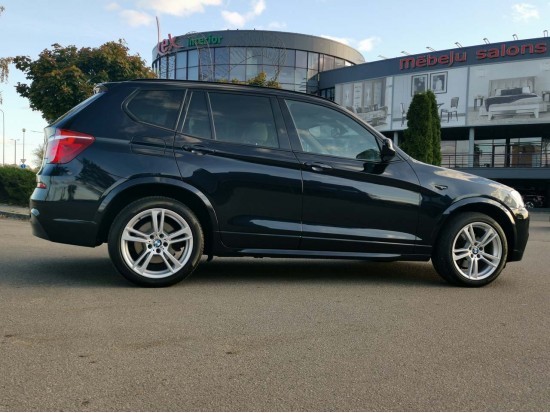 BMW X3 xDrive 35d / M-Sportpaket BMW X3 xDrive 35d / M-Sportpaket